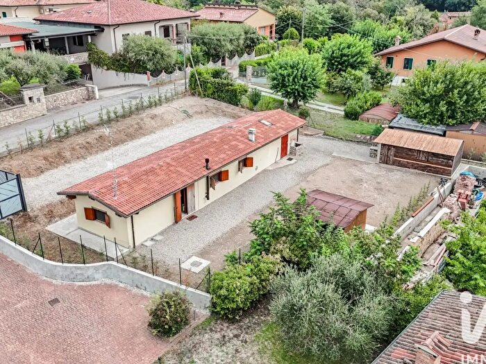 Casa bilocale in vendita in Via Rittatore Von Willer, Cavriana