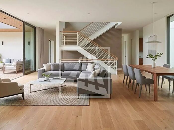 Casa con 5 locali in vendita in Via Tolstoj, Reggio Emilia