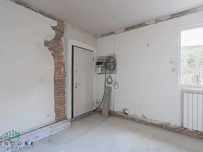 Appartamento trilocale in vendita in Via Gessi, Zola Predosa