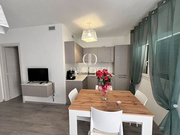 Appartamento trilocale in affitto in Via del Navigatore, Marina di Grosseto, Grosseto