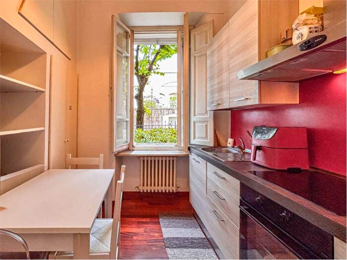 Appartamento con 5 locali in affitto in VIA CACCIATORI DELLE ALPI, Centro, Perugia