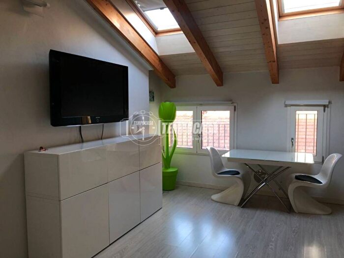 Appartamento monolocale in affitto in Via Filippo Sassetti, Isola, Milano