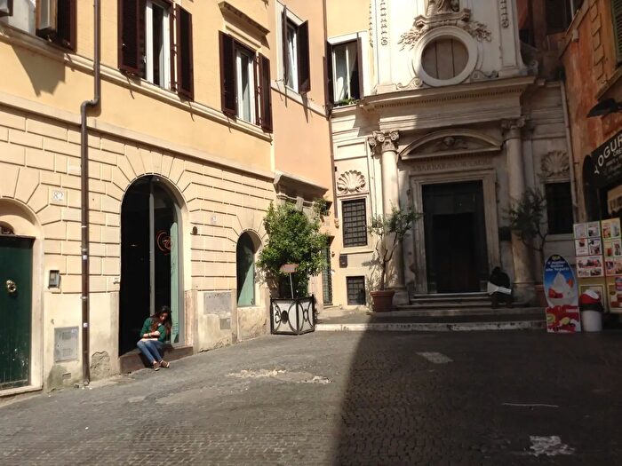 Appartamento quadrilocale in vendita in Largo dei Librari, Roma