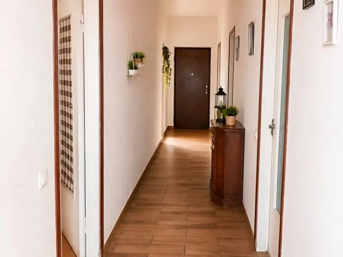 Appartamento con 7 locali in vendita in Via Giovanni Pascoli, Sannazzaro De' Burgondi