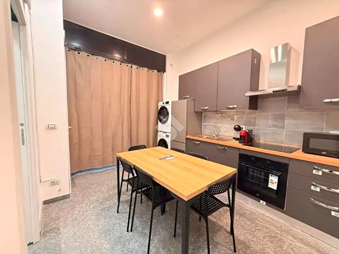 Appartamento trilocale in vendita in Corso Regina Margherita, Torino