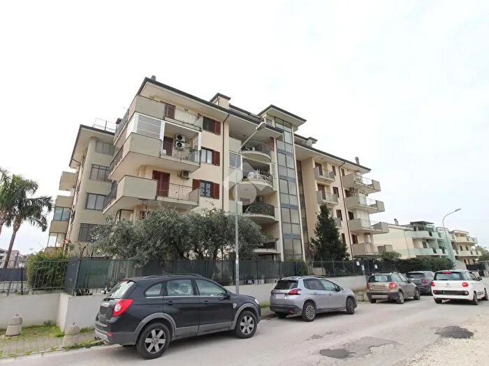 Appartamento quadrilocale in vendita in Via Funara, San Prisco