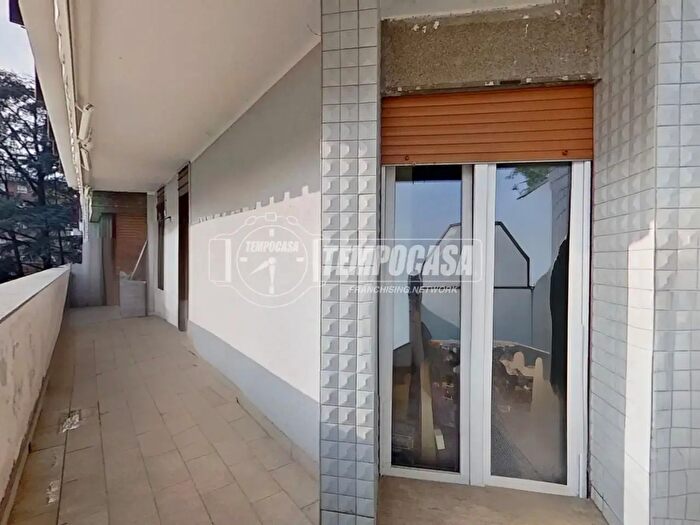 Appartamento bilocale in vendita in Via Volturno Portici Uno, Brugherio