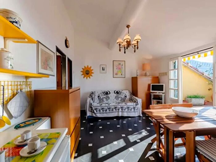 Appartamento monolocale in affitto in Via Piero Schiaffino, Camogli