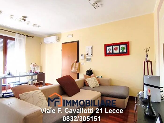 Appartamento trilocale in vendita in Via Carlo Urbani, Lecce