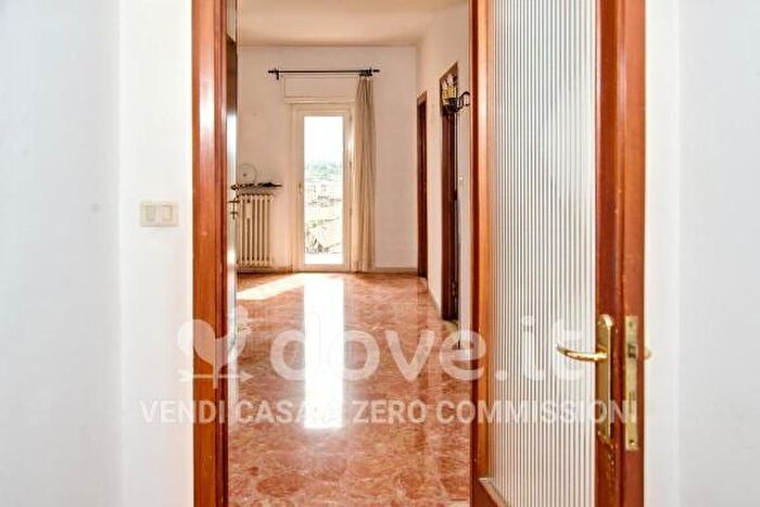 Appartamento con 5 locali in vendita in Via Campo di Marte, Perugia