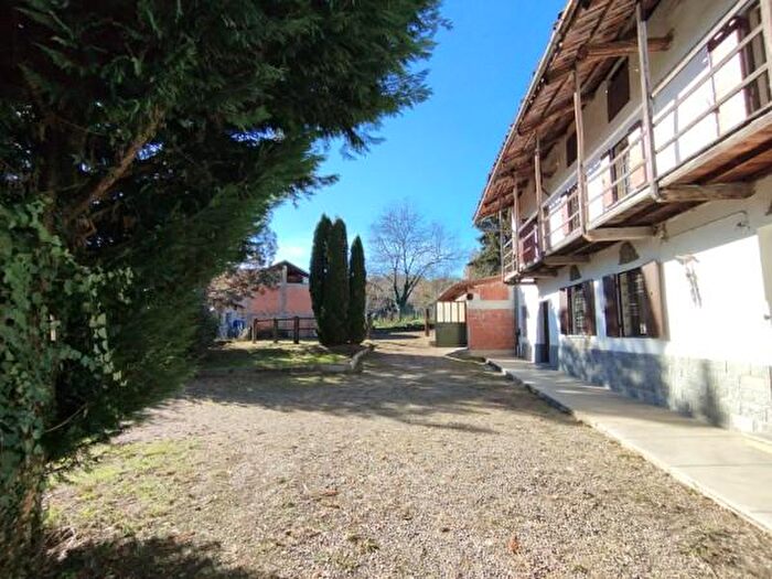 Casa quadrilocale in vendita in Magnano