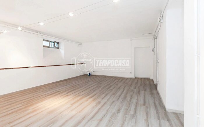 Appartamento monolocale in vendita in Via Legnone, Milano