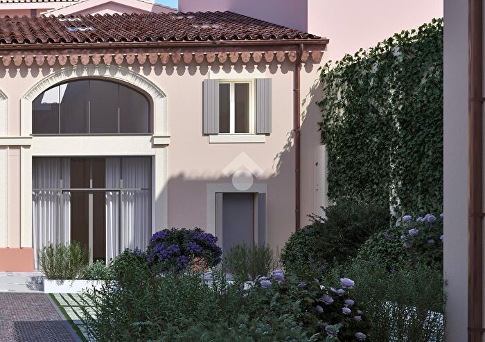 Appartamento trilocale in vendita in Via Cesare Battisti, Carpi