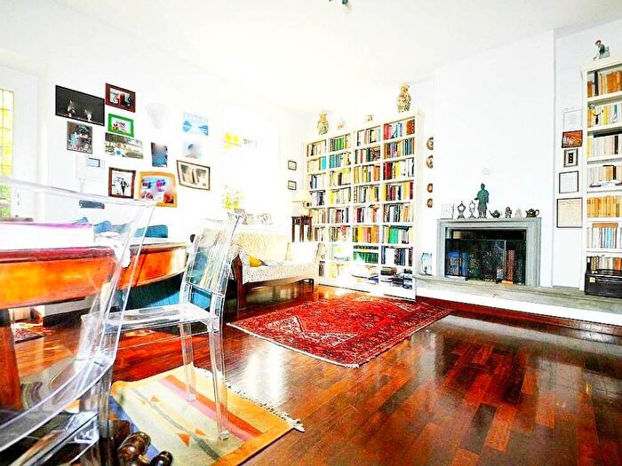 Appartamento quadrilocale in affitto in Centro, Sarzana