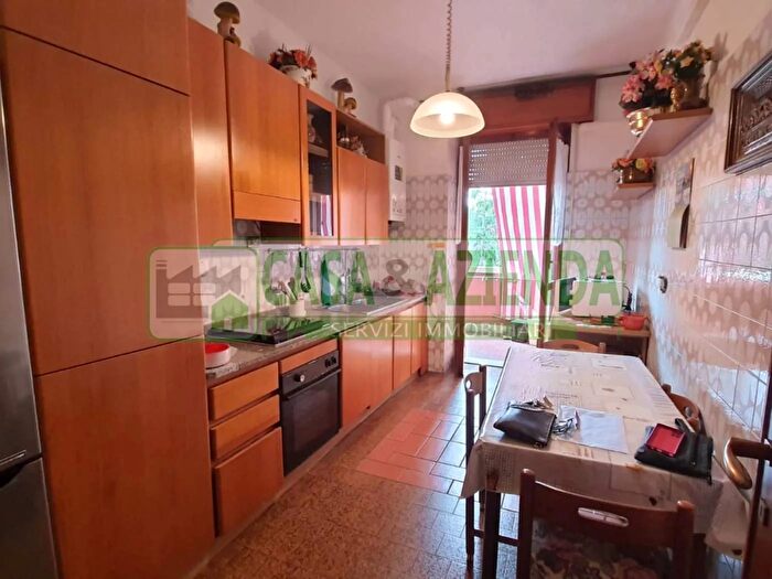 Appartamento trilocale in vendita in Via Gabriele dAnnunzio, Pioltello