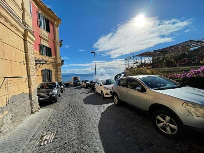 Appartamento bilocale in affitto in Parco Carelli, Posillipo, Napoli