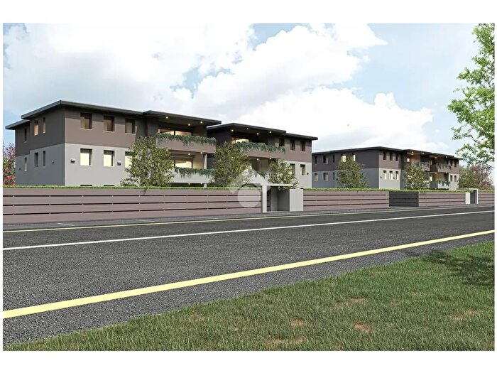 Appartamento bilocale in vendita in Via San Martino, Treviglio