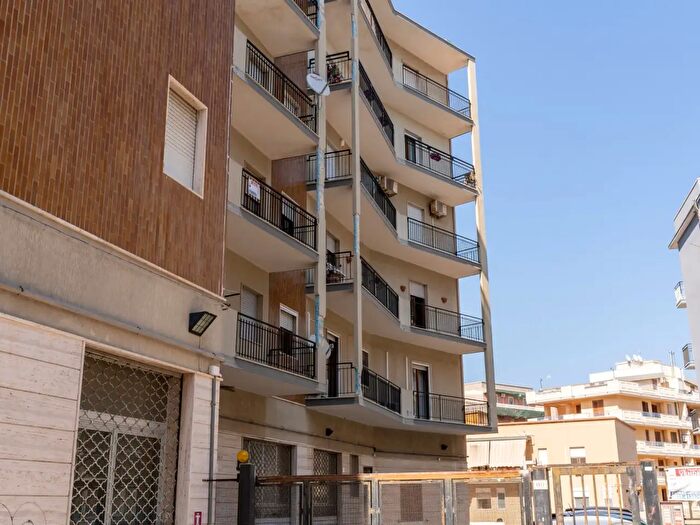 Appartamento con 6 locali in vendita in Siracusa
