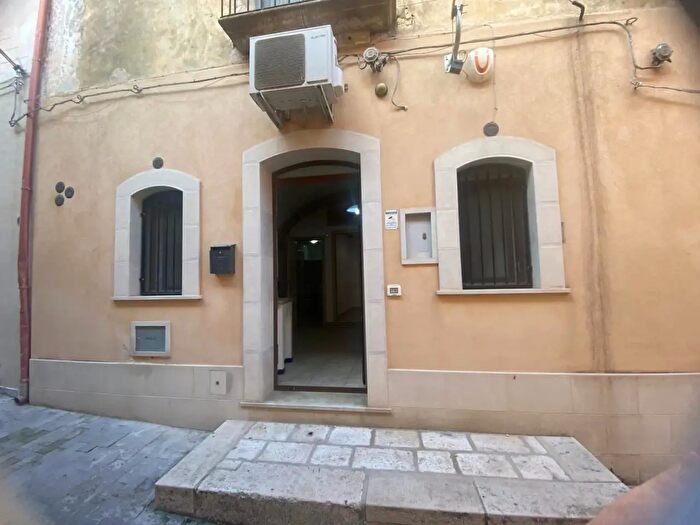 Casa monolocale in vendita in Via Ruffino, Modica