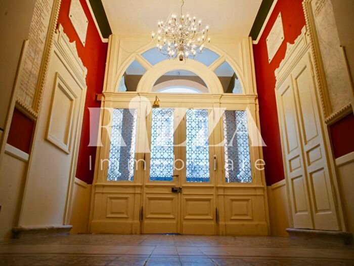 Appartamento trilocale in affitto in Via San Francesco dAssisi, Borgo Teresiano, Trieste