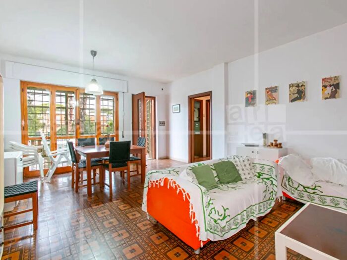 Casa con 5 locali in vendita in Via Cneo Domizio, Santa Marinella