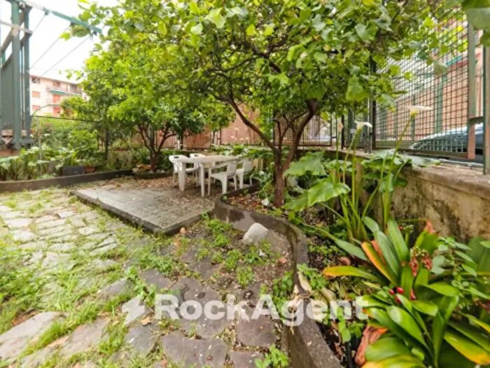 Appartamento trilocale in vendita in Via Antica Romana di Pegli, Genova