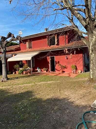 Casa quadrilocale in vendita in Via Ammiraglio Morin a, Forte Dei Marmi