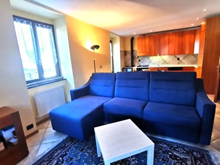Appartamento trilocale in vendita in Via Don Giovanni Gatti, Caspoggio