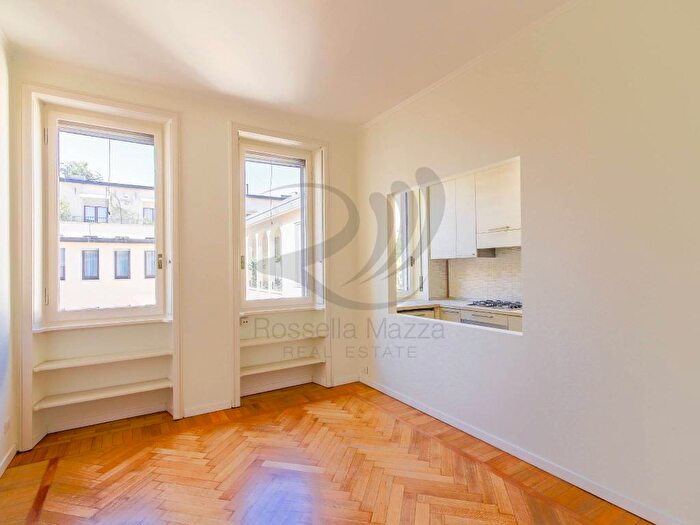 Casa bilocale in affitto in Via Cappuccio, SantAmbrogio, Milano