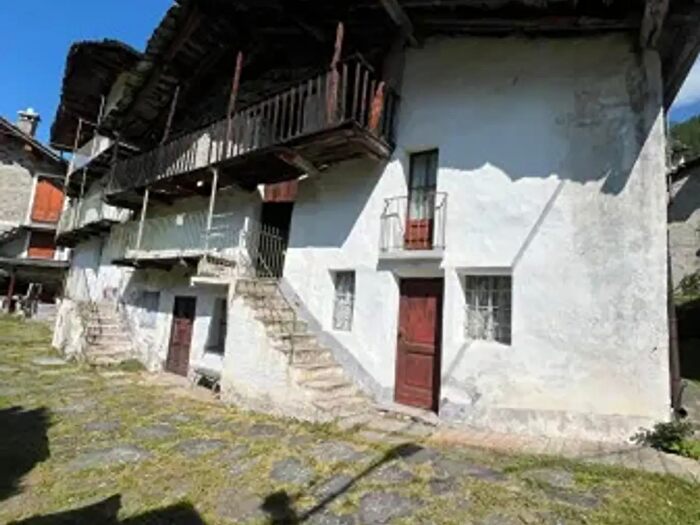 Casa con 6 locali in vendita in Via Balme, Ala Di Stura