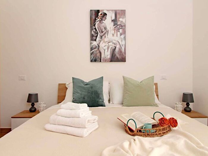 Appartamento bilocale in affitto in Via Cardinal Lambruschini, Fiumicino Paese, Fiumicino