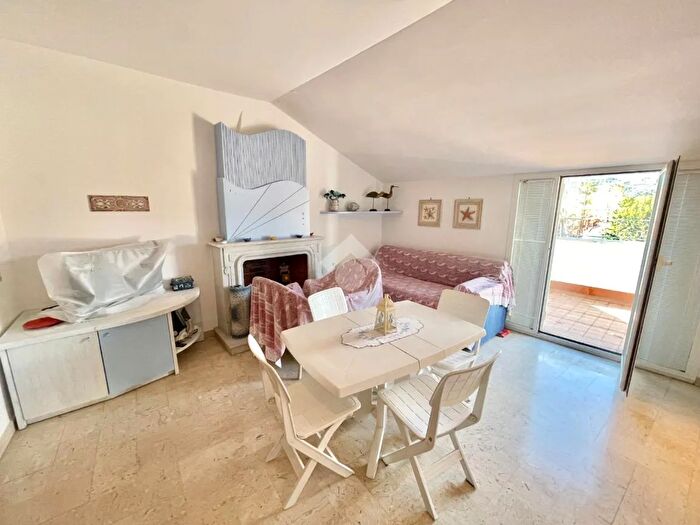 Appartamento trilocale in vendita in Corso Roma, Diano Marina