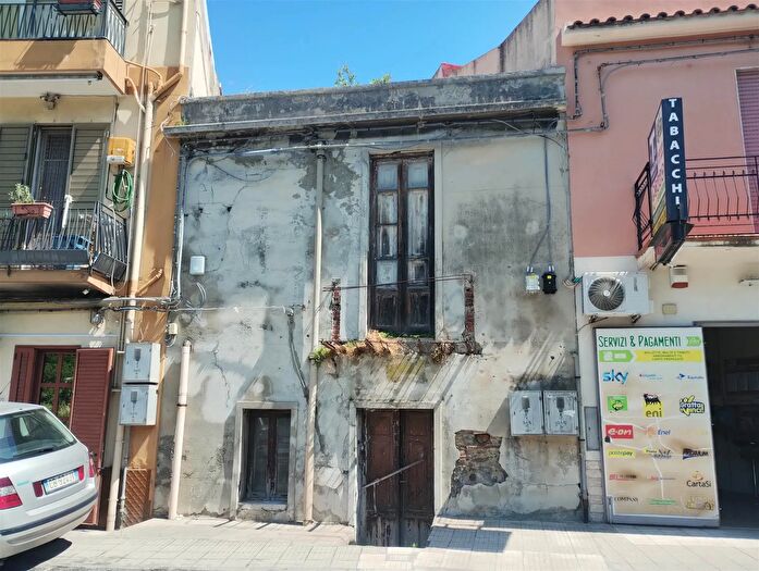 Casa quadrilocale in vendita in Ss, Spadafora