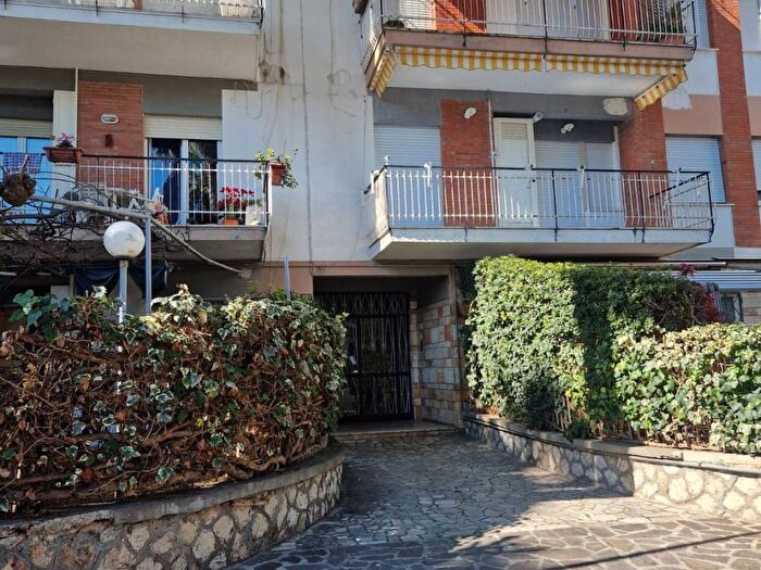 Appartamento trilocale in affitto in Via Bologna, Gaeta