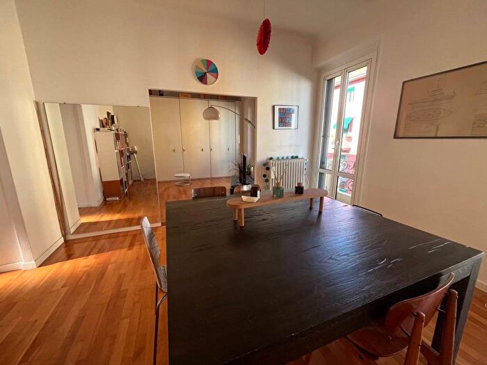 Appartamento bilocale in affitto in Via Ugo Bassi, Isola, Milano