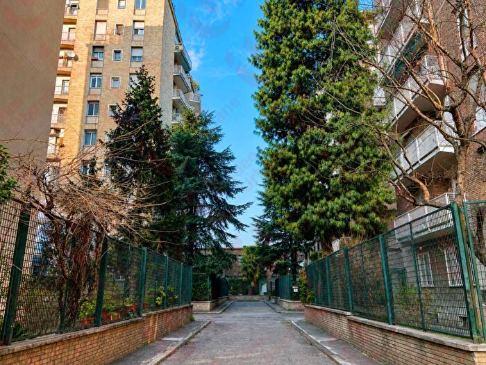 Appartamento bilocale in affitto in Viale Ca' Granda, Ca' Granda, Milano