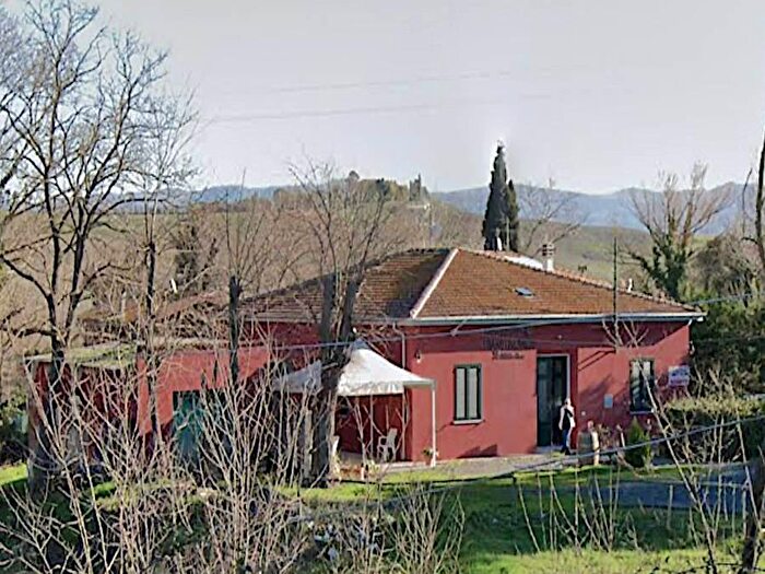 Appartamento con 6 locali in vendita in Rosignano Marittimo