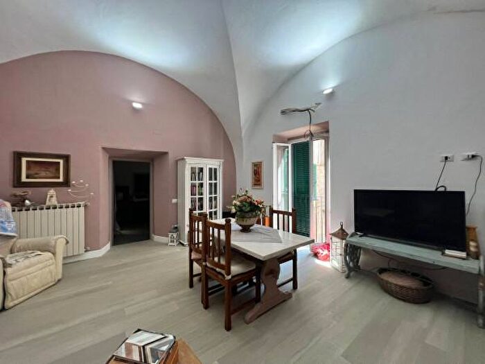 Appartamento con 6 locali in vendita in Via del Crocifisso, Ronciglione