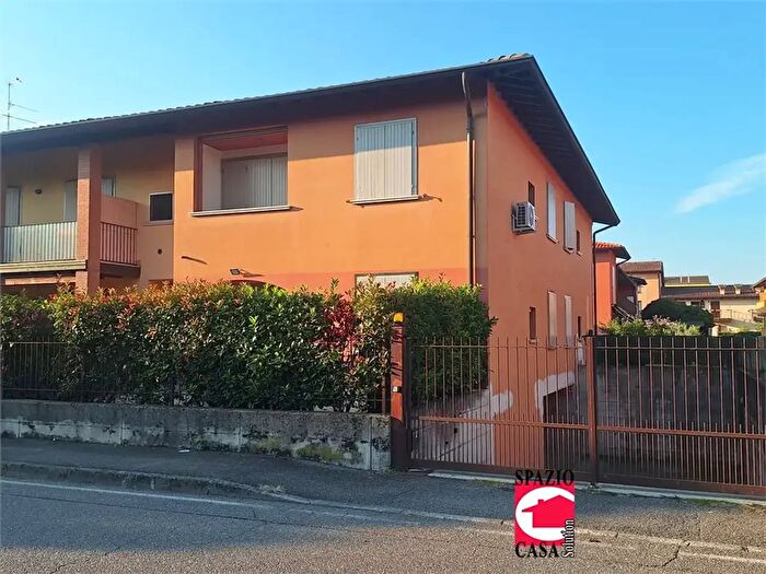 Appartamento trilocale in vendita in Via Giovanni Paolo II, Azzano Mella