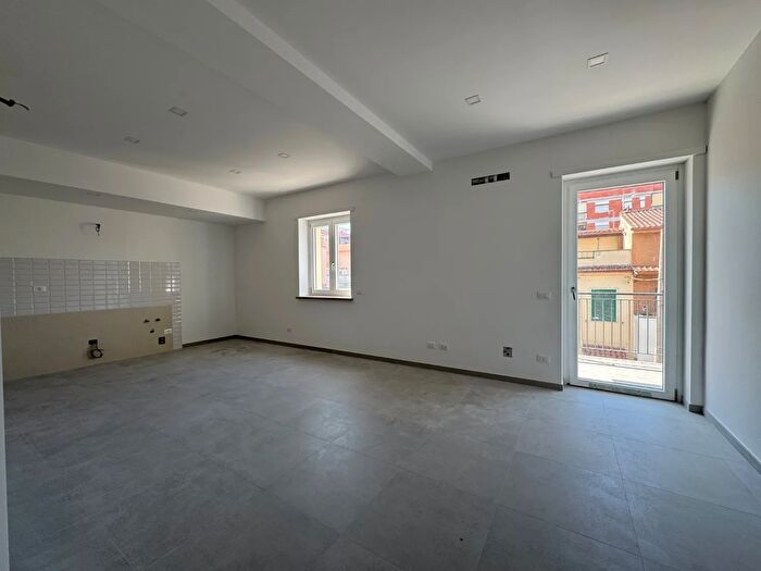 Appartamento bilocale in affitto in Via di Morena, Ciampino