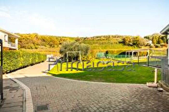 Casa con 5 locali in vendita in Via Roma, Lavagno