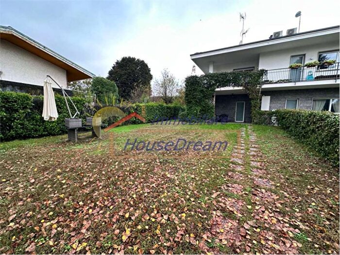 Appartamento bilocale in affitto in Dormelletto