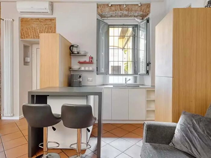 Appartamento monolocale in affitto in Via Luigi Canonica, Milano