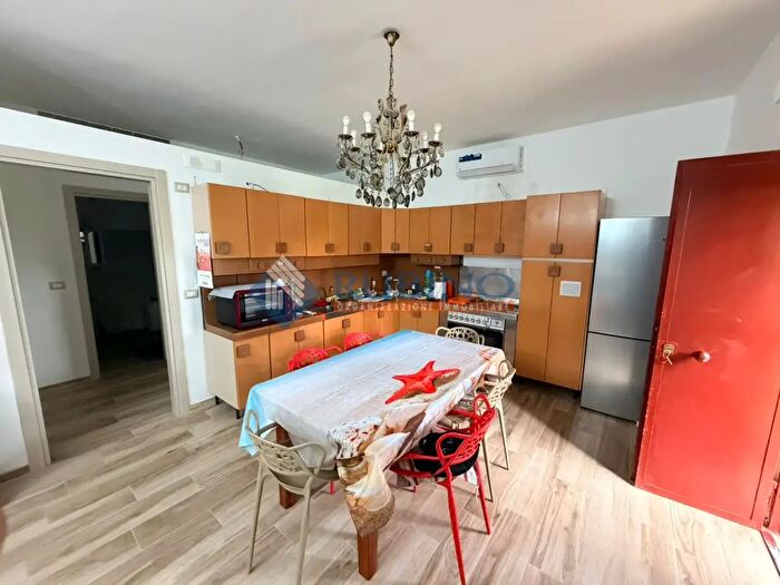 Casa in vendita in Via di Valle Luna, Trani