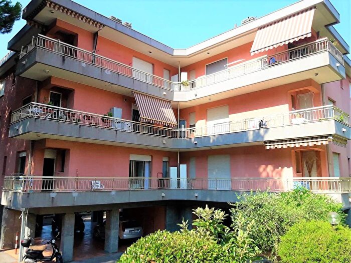 Appartamento bilocale in vendita in Via Louis Pasteur Bordighera, Bordighera