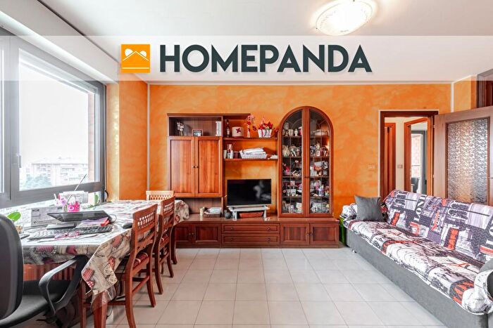 Appartamento con 11 locali in vendita in Via Riesi, Orbassano