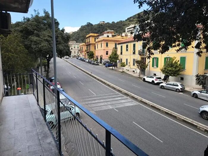 Appartamento trilocale in affitto in Viale Boccetta, Messina
