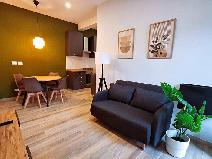 Appartamento trilocale in affitto in Corso Regina Margherita, San Donato, Torino