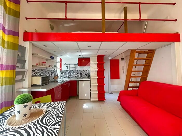 Appartamento monolocale in affitto in Via Federico Confalonieri, Milano