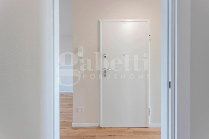 Appartamento trilocale in vendita in Pordenone